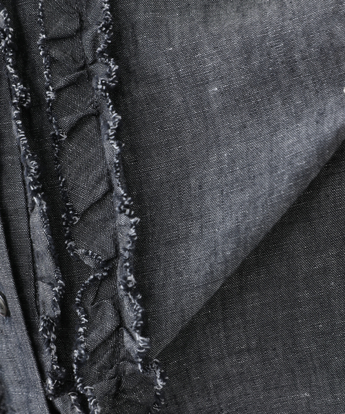 JOURNAL STANDARD LUXE（ジャーナルスタンダード　ラックス）の「《追加》CLシャンブレー フリルブラウス（シャツ/ブラウス・レディース・ホワイト/ブラック・FREE）」の22枚目の写真