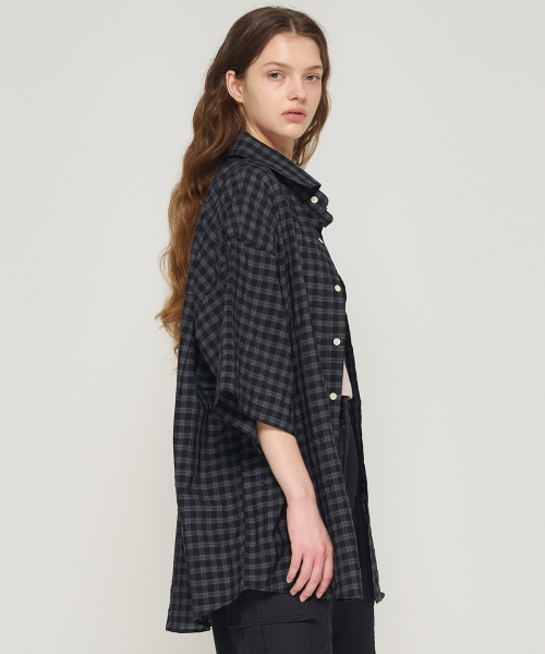 CARGOBROS FOR WOMAN(カーゴブロスフォーウィメン)の「アメリカンチェックオーバーサイズ半袖シャツ(ブラック)(シャツ/ブラウス・レディース・その他・FREE)」の4枚目の写真
