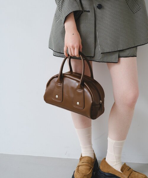 Kastane(カスタネ)の「【500ml ペットボトル収納可】フラップカラーボストンBAG(トートバッグ・レディース・レモンイエロー/ブラック/ブラウン/ミント・FREE)」の11枚目の写真