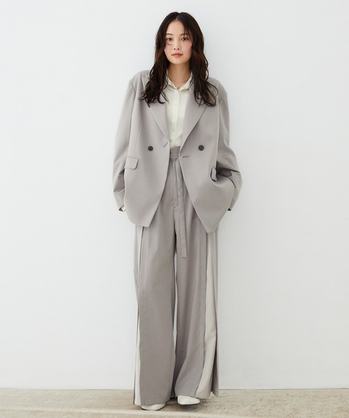 UNITED TOKYO(ユナイテッドトウキョウ)の「【大人気!】アシメストリングテーラードジャケット|ウォッシャブル/セットアップ/オフィスカジュアル/オケージョン/防シワ/吸水速乾/春服(テーラードジャケット・レディース・ベージュ/グレー・1/2)」の2枚目の写真