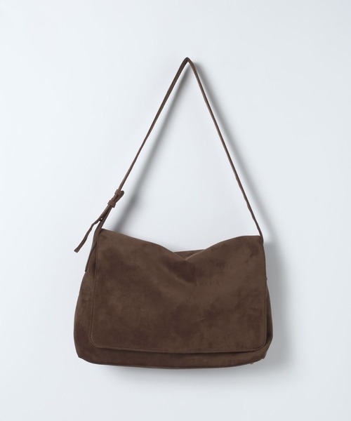 eL（エル）の「【eL】Flap Shoulder Bag/647484（ショルダーバッグ・レディース・ブラック/ブラウン・FREE）」の3枚目の写真