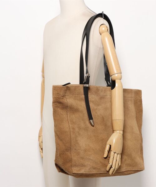 ALLSAINTS(オールセインツ)の「HAVEN SUEDE TOTE BAG | HAVEN スエード トート バッグ(トートバッグ・メンズ・ブラウン系その他・ONE SIZE)」の10枚目の写真