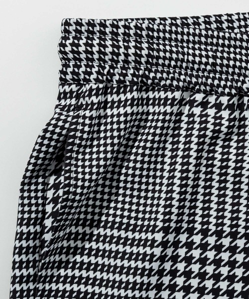 1PIU1UGUALE3 RELAX (ウノピゥウノウグァーレトレ リラックス)の「1PIU1UGUALE3 RELAX(ウノピゥウノウグァーレトレ リラックス)グレンチェック ショーツ(その他パンツ・メンズ・ホワイト/ブラック・XL/L/M/S/XXL)」の13枚目の写真