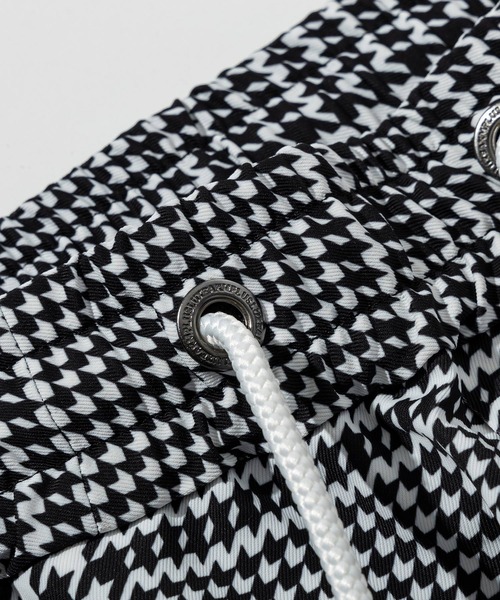 1PIU1UGUALE3 RELAX (ウノピゥウノウグァーレトレ リラックス)の「1PIU1UGUALE3 RELAX(ウノピゥウノウグァーレトレ リラックス)グレンチェック ショーツ(その他パンツ・メンズ・ホワイト/ブラック・XL/L/M/S/XXL)」の3枚目の写真