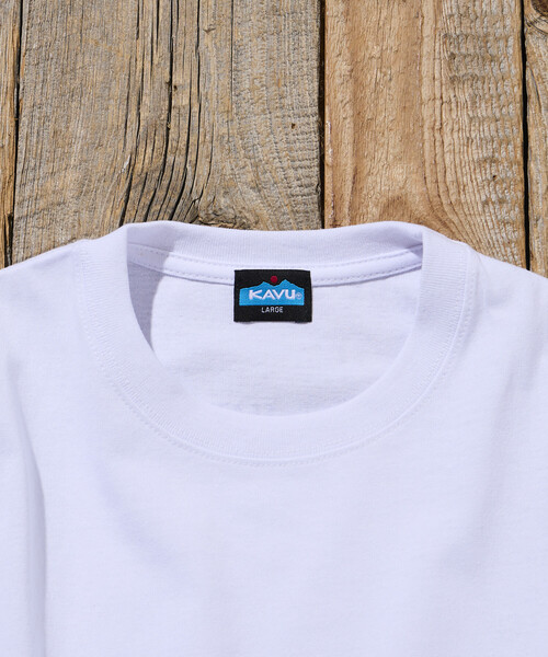 FREAK'S STORE(フリークスストア)の「限定展開 KAVU×FREAK'S STORE カブー 別注 ビッグシルエット バックフォトプリント Tシャツ HIKER(Tシャツ/カットソー・メンズ・ホワイト/アッシュグレー/グレイッシュベージュ/ブラック・LARGE/MEDIUM/SMALL)」の15枚目の写真