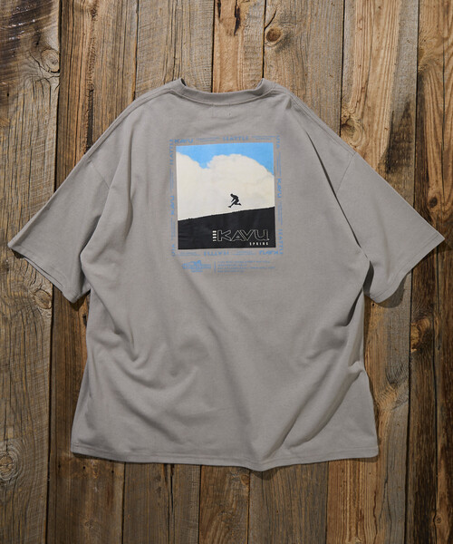 FREAK'S STORE(フリークスストア)の「限定展開 KAVU×FREAK'S STORE カブー 別注 ビッグシルエット バックフォトプリント Tシャツ HIKER(Tシャツ/カットソー・メンズ・ホワイト/アッシュグレー/グレイッシュベージュ/ブラック・LARGE/MEDIUM/SMALL)」の22枚目の写真