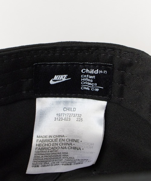 NIKE(ナイキ)の「NIKE/ナイキ キャップ NAN NIKE AIR MAX 95 CLUB CAP 刺繍ワッペン 6パネルキャップ 2026年 夏 夏服(キャップ・キッズ・ホワイト/ブラック・ONE SIZE)」の13枚目の写真