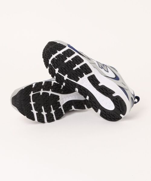 NEW BALANCE(ニューバランス)の「【New Balance/ニューバランス】NB U408 25M D(スニーカー・メンズ・シルバー系・22.5cm/23.0cm/23.5cm/24.0cm/24.5cm/25.0cm/25.5cm/26.0cm/26.5cm/27.0cm/27.5cm/28.0cm/22.0cm)」の3枚目の写真