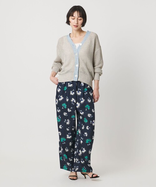 UNITED ARROWS(ユナイテッドアローズ)の「カラーヤーン Vネック カーディガン ‐ウォッシャブル‐(カーディガン/ボレロ・レディース・ダークグレー/ライトグレー/ターコイズブルー系・FREE)」の8枚目の写真