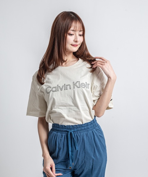 Calvin Klein(カルバン・クライン)の「【CALVIN KLEIN】ロゴTシャツ 半袖 シンプル クルーネック(Tシャツ/カットソー・メンズ・ホワイト/ベージュ/ブラック・SMALL/MEDIUM/LARGE/X-LARGE)」の18枚目の写真