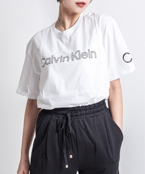 Calvin Klein(カルバン・クライン)の「【CALVIN KLEIN】ロゴTシャツ 半袖 シンプル クルーネック(Tシャツ/カットソー・メンズ・ホワイト/ベージュ/ブラック・SMALL/MEDIUM/LARGE/X-LARGE)」の10枚目の写真
