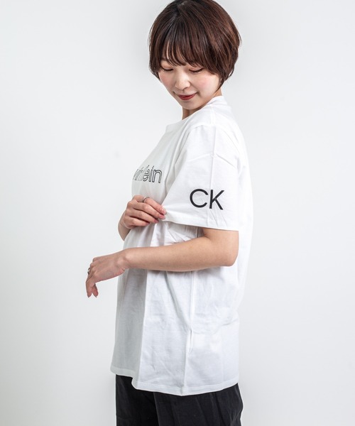 Calvin Klein(カルバン・クライン)の「【CALVIN KLEIN】ロゴTシャツ 半袖 シンプル クルーネック(Tシャツ/カットソー・メンズ・ホワイト/ベージュ/ブラック・SMALL/MEDIUM/LARGE/X-LARGE)」の6枚目の写真