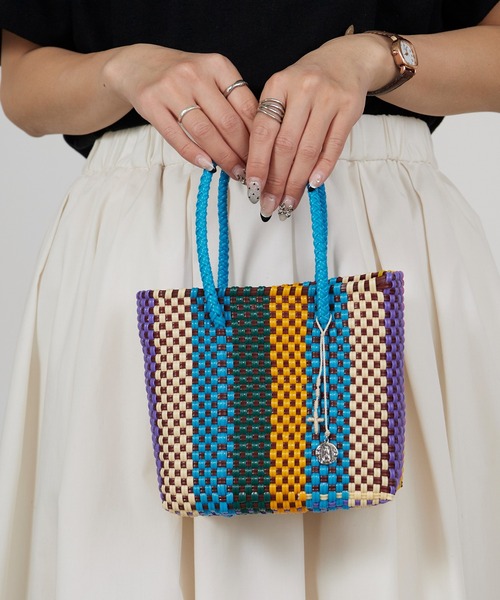 OJO DE MEX（オホデメックス）の「OJO DE MEX/オホデメックス Plastico Cago Tote - cube - Assort かごバッグ バスケット バケットバッグ ミニバッグ 2026年春夏（ハンドバッグ・レディース・その他/その他1/その他2/その他3/その他4/その他5/その他6/その他7/その他8/その他9・FREE）」の3枚目の写真