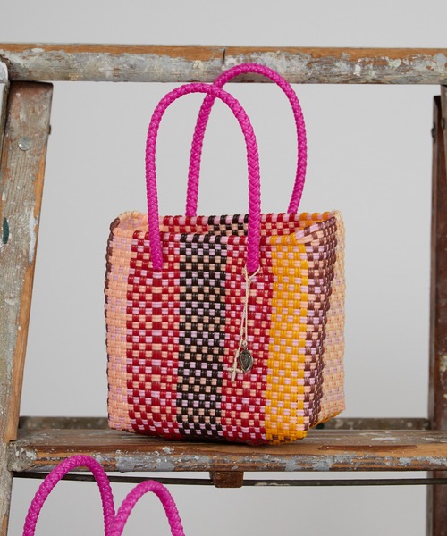 OJO DE MEX（オホデメックス）の「OJO DE MEX/オホデメックス Plastico Cago Tote - cube - Assort かごバッグ バスケット バケットバッグ ミニバッグ 2026年春夏（ハンドバッグ・レディース・その他/その他1/その他2/その他3/その他4/その他5/その他6/その他7/その他8/その他9・FREE）」の8枚目の写真