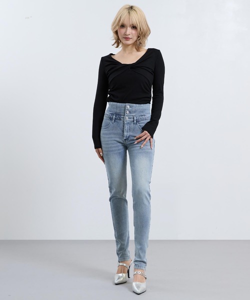 ANAP(アナップ)の「裾ジップ × レース 2WAY 三つボタン デニム スキニーパンツ(デニムパンツ・レディース・ブルー/ブラック・S/M)」の22枚目の写真