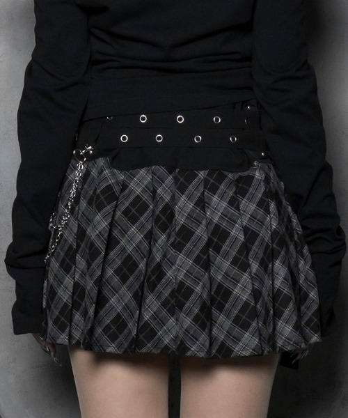 LAZYSLAY(レイジースレイ)の「チェーンプリーツスカート(スカート・レディース・ブラック/ブラック系その他・FREE)」の6枚目の写真