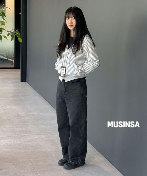 MUSINSA STANDARD WOMAN（ムシンサスタンダードウーマン）の「ウィメンズラウンドヘムTシャツ[ブラック]（Tシャツ/カットソー・レディース・その他・X-SMALL/SMALL/MEDIUM/LARGE）」の5枚目の写真