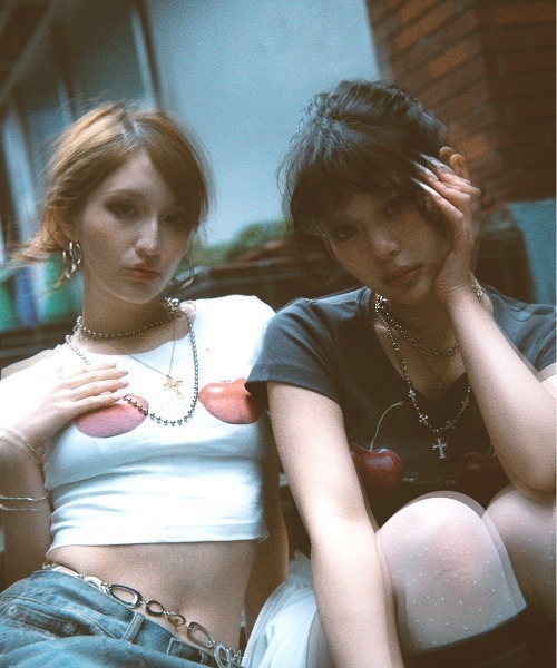 ROYAL FLASH(ロイヤルフラッシュ)の「MITSUKI/ミツキ/Cherry Bra T-Shirt(Tシャツ/カットソー・レディース・ホワイト/チャコールグレー・F)」の14枚目の写真