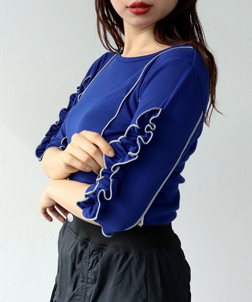 Cepica（セピカ）の「【MARECHAL TERRE / マルシャルテル】RUFFLE  SLEEVE TOPS（Tシャツ/カットソー・レディース・ブルー/ライトグレー/ブラック・FREE）」の3枚目の写真