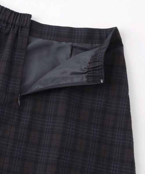 MACKINTOSH PHILOSOPHY(マッキントッシュ フィロソフィー)の「サッカーチェックタックプリーツスカート(スカート・レディース・ベージュ/ネイビー・36/38)」の9枚目の写真