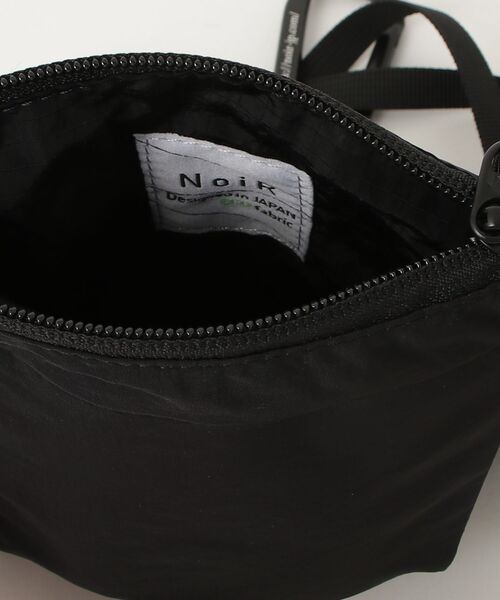COMMON WARE(コモンウェアー)の「EM:NoiR 軽量 撥水 ユニセックス Light mini shoulder(ショルダーバッグ・レディース・ブラック系その他/ブラック・FREE)」の5枚目の写真