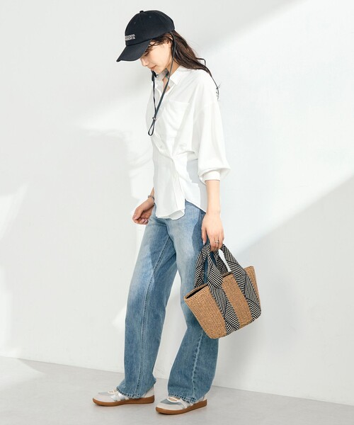 fredy emue(フレディエミュ)の「とろみカシュクールシャツ(シャツ/ブラウス・レディース・オフホワイト/ブラック/ライトグレー・38)」の22枚目の写真