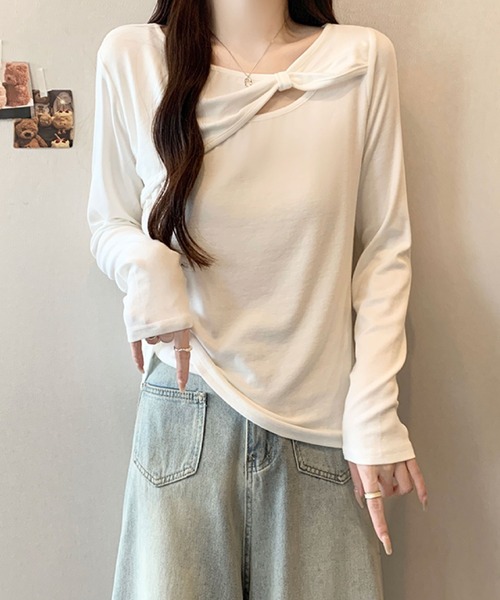 2ly2(トゥーリートゥー)の「リボンデザインカットソー / アシンメトリーネックトップス(Tシャツ/カットソー・レディース・ブルー/ブラック/ブラウン/ホワイト・FREE)」の15枚目の写真