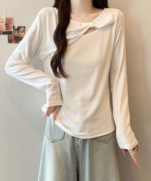 2ly2(トゥーリートゥー)の「リボンデザインカットソー / アシンメトリーネックトップス(Tシャツ/カットソー・レディース・ブルー/ブラック/ブラウン/ホワイト・FREE)」の13枚目の写真