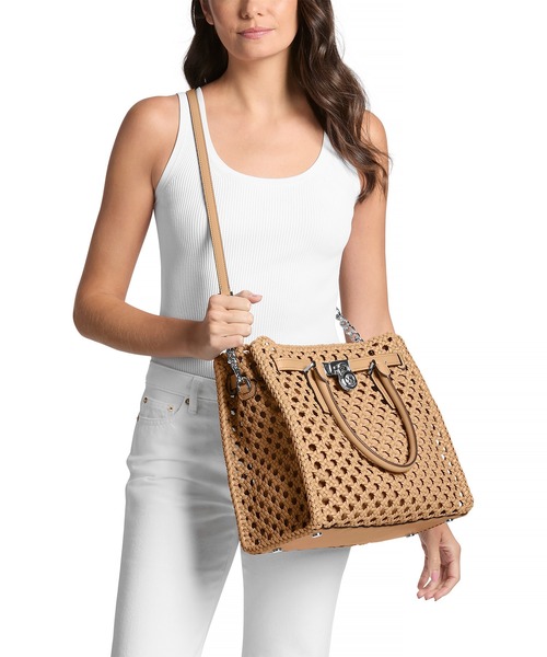 MICHAEL KORS(マイケルコース)の「HAMILTON MODERNE ハンドウーヴン サッチェル ラージ(ハンドバッグ・レディース・ベージュ系・FREE)」の3枚目の写真