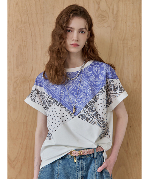 MAXZA(マージャコレクション)の「ペイズリーバンダナ配色ラウンドネックTシャツ(Tシャツ/カットソー・レディース・ホワイト/ブラック・FREE)」の6枚目の写真