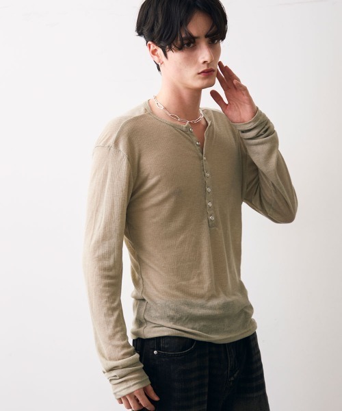 Shoowtime(ショウタイム)の「Natural drape henley top / ナチュラルドレープヘンリーカットソー(Tシャツ/カットソー・メンズ・ライトグレー/ブラック・MEDIUM/LARGE/X-LARGE)」の7枚目の写真