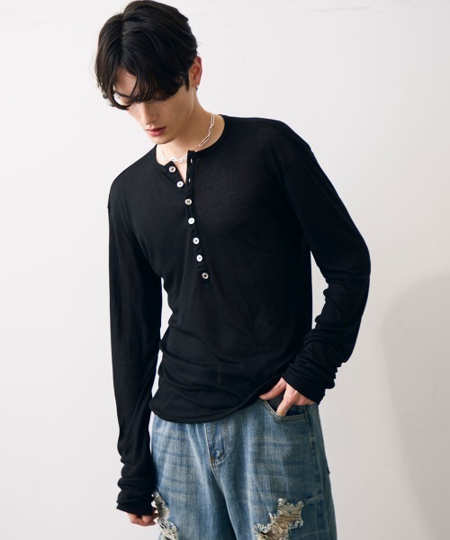 Shoowtime(ショウタイム)の「Natural drape henley top / ナチュラルドレープヘンリーカットソー(Tシャツ/カットソー・メンズ・ライトグレー/ブラック・MEDIUM/LARGE/X-LARGE)」の21枚目の写真