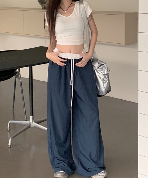 Teem Store(チームストア)の「ウエスト切り替えナイロンイージーパンツ(その他パンツ・レディース・ブラック/ネイビー・S/M)」の15枚目の写真