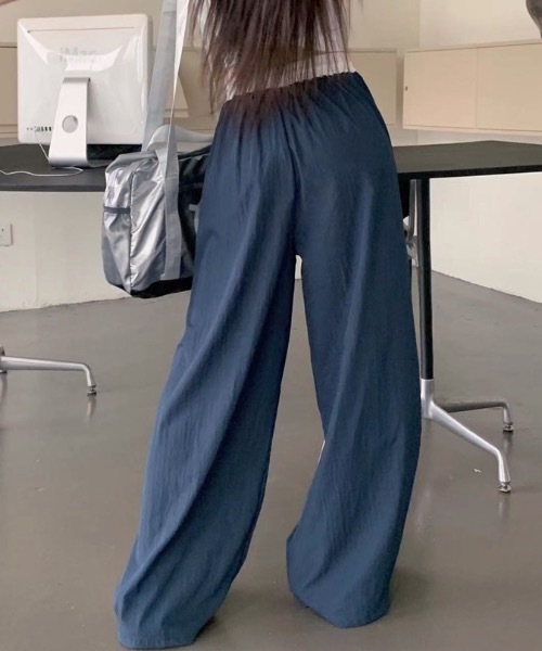 Teem Store(チームストア)の「ウエスト切り替えナイロンイージーパンツ(その他パンツ・レディース・ブラック/ネイビー・S/M)」の14枚目の写真