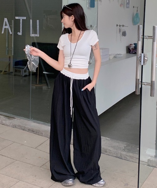 Teem Store(チームストア)の「ウエスト切り替えナイロンイージーパンツ(その他パンツ・レディース・ブラック/ネイビー・S/M)」の7枚目の写真