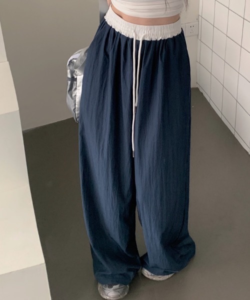 Teem Store(チームストア)の「ウエスト切り替えナイロンイージーパンツ(その他パンツ・レディース・ブラック/ネイビー・S/M)」の10枚目の写真