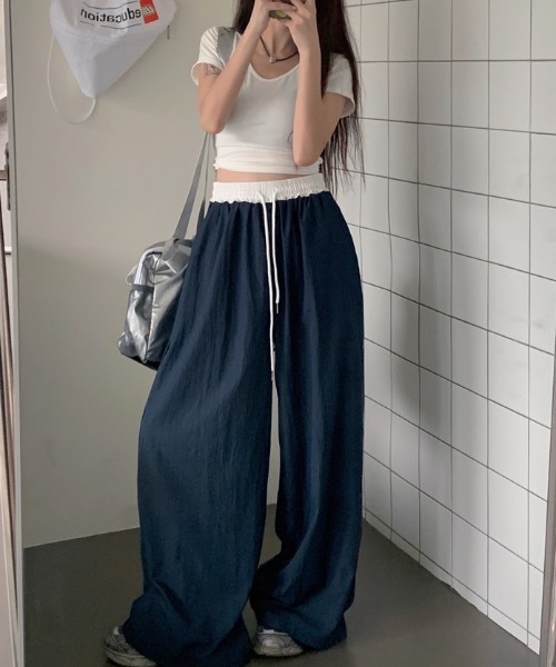 Teem Store(チームストア)の「ウエスト切り替えナイロンイージーパンツ(その他パンツ・レディース・ブラック/ネイビー・S/M)」の16枚目の写真