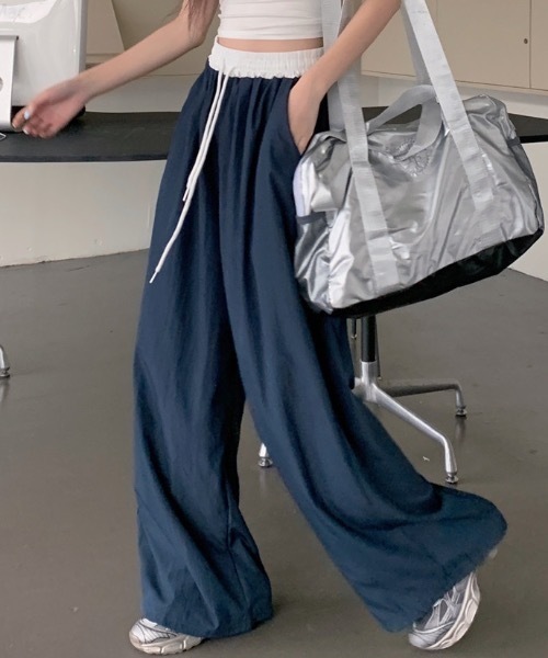 Teem Store(チームストア)の「ウエスト切り替えナイロンイージーパンツ(その他パンツ・レディース・ブラック/ネイビー・S/M)」の13枚目の写真
