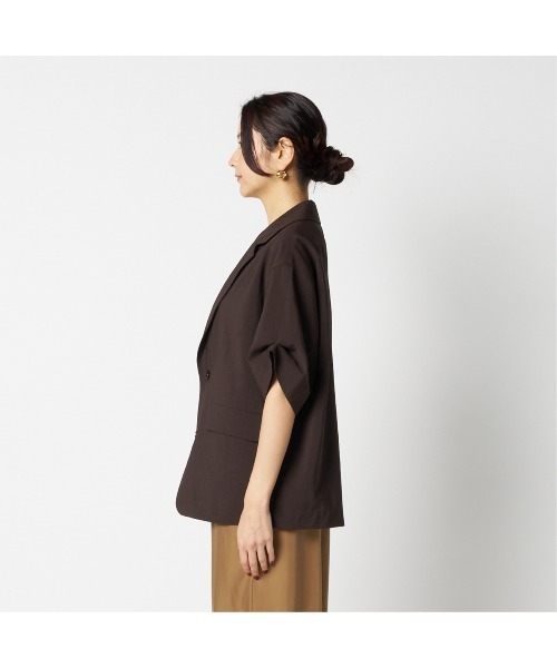 HELIOPOLE（エリオポール）の「DRY TOUCH HALF SLEEVE JACKET（その他アウター・レディース・ホワイト/ダークブラウン・38/36）」の5枚目の写真