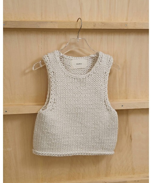 TODAYFUL(トゥデイフル)の「Hand Knit Vest 12610512(その他アウター・レディース・ブラック/オフホワイト/ピンク・FREE)」の13枚目の写真