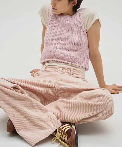 TODAYFUL(トゥデイフル)の「Hand Knit Vest 12610512(その他アウター・レディース・ブラック/オフホワイト/ピンク・FREE)」の6枚目の写真
