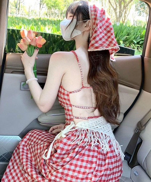 AsheKsha（アシクシャ）の「フレンチレトロ赤白チェック柄キャミワンピース（ワンピース・レディース・レッド・F）」の8枚目の写真