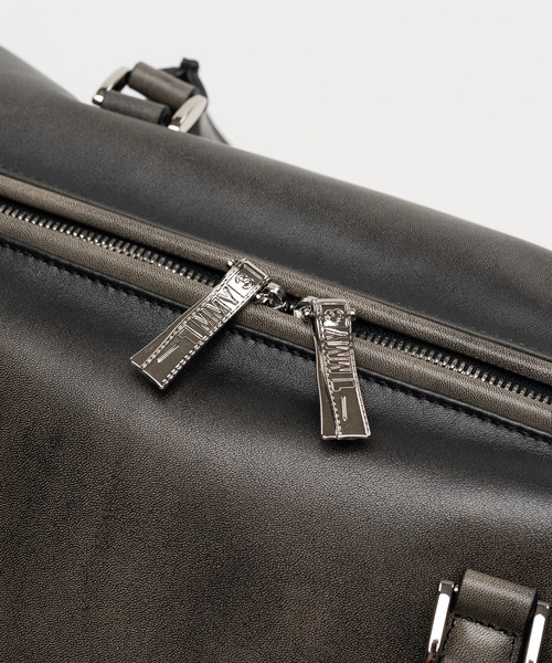 Maison MIHARA YASUHIRO（メゾンミハラヤスヒロ）の「"VINTAGE" Boston Bag Large（ショルダーバッグ・レディース・ブラウン/ブラック・FREE）」の8枚目の写真