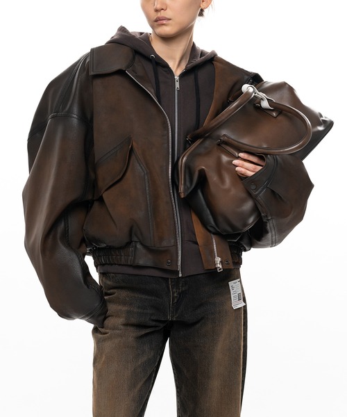 Maison MIHARA YASUHIRO（メゾンミハラヤスヒロ）の「"VINTAGE" Boston Bag Large（ショルダーバッグ・レディース・ブラウン/ブラック・FREE）」の20枚目の写真