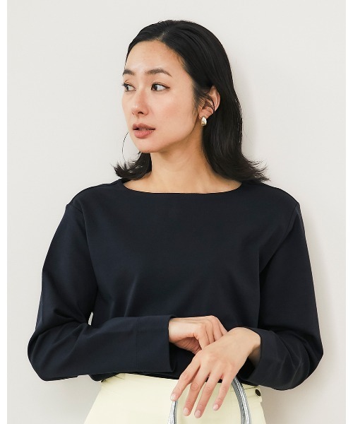 DoCLASSE( ドゥクラッセ)の「ワイドフォルム/長袖・DoT(Tシャツ/カットソー・レディース・ホワイト/ライトグレー/ブラック/チャコール/ダークネイビー/グリーン・LL/3L/L/M)」の6枚目の写真
