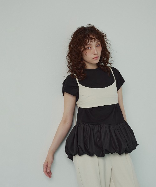 W:Huku(フーク)の「ドッキングバルーンペプラムトップス / Docked Balloon Peplum Tops(Tシャツ/カットソー・レディース・ブラック/オフホワイト・FREE)」の8枚目の写真