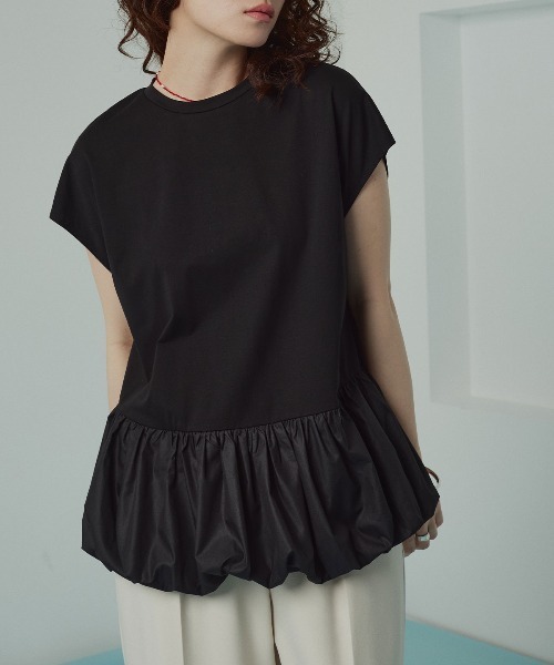 W:Huku(フーク)の「ドッキングバルーンペプラムトップス / Docked Balloon Peplum Tops(Tシャツ/カットソー・レディース・ブラック/オフホワイト・FREE)」の20枚目の写真