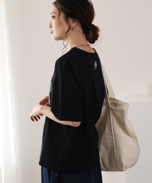 BARNDOOR(バーンドア)の「20/-天竺ダリア水彩プリントT 26SS(Tシャツ/カットソー・レディース・オフホワイト/レッド/ブラック・FREE)」の4枚目の写真