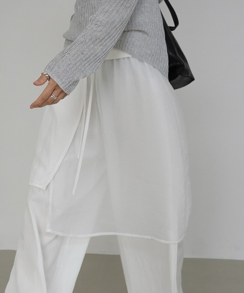 FAVORITO(ファヴォリート)の「レイヤード風ワイドパンツ(その他パンツ・レディース・ホワイト/ブラック・F)」の6枚目の写真