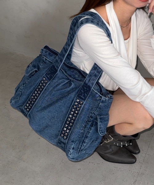 Bamm(バム)の「スタッズ付きヴィンテージデニムショルダーバッグ(ショルダーバッグ・レディース・ブラック/ブルー・FREE)」の12枚目の写真